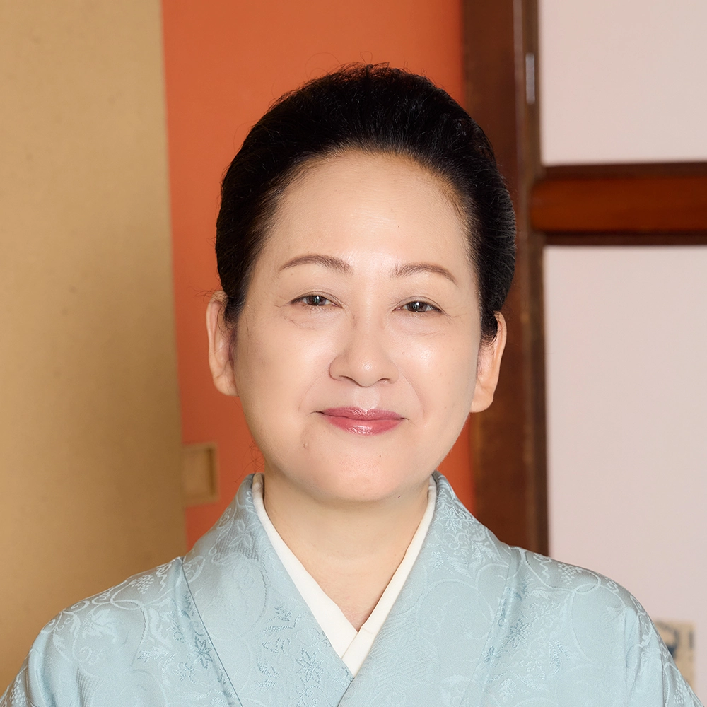 <small>有職彩色絵師</small> 林美木子